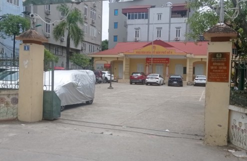 CC Cần bán đất Phú Diễn - Lô góc 55m2 x 8M, xe 5 tạ đỗ cửa, xây ở hoặc ccmn quá ngon